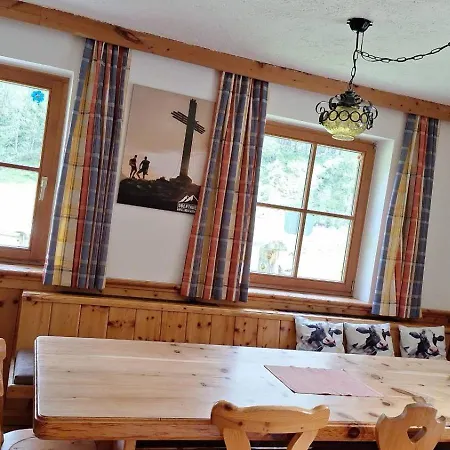 Chalet Sennhuette Mit Zirbensauna Und Neuem Xl Bad Obertauern